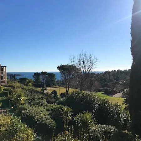 Studio Allee Des Fleurs * Saint-Raphael (Var)